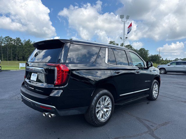 Used 2022 GMC Yukon Denali RWD image 3