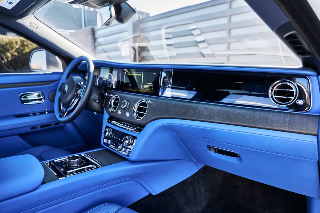 Used 2024 Rolls-Royce Ghost AWD/4WD image 42