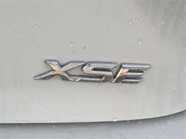 Used 2025 Toyota Camry XSE image 10
