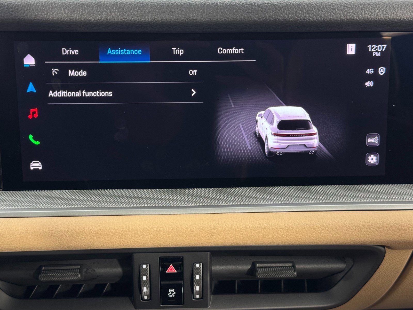 Used 2025 Porsche Cayenne S w/ Premium Package Plus image 30