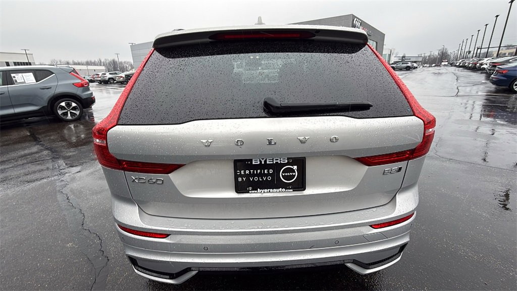Certified 2025 Volvo XC60 B5 Plus image 31