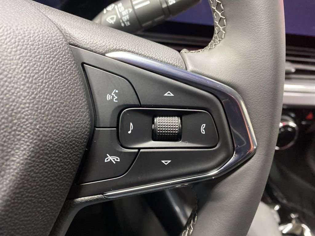 New 2026 Chevrolet Trax ACTIV w/ Sunroof Package image 27