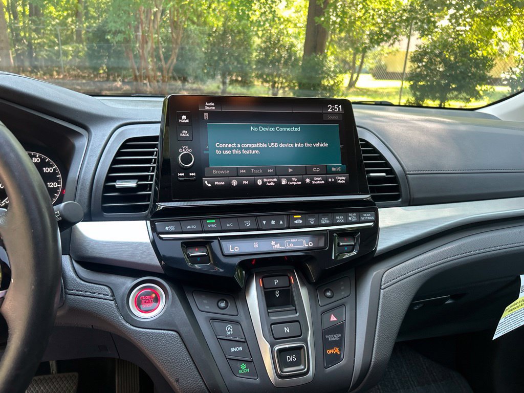 Used 2025 Honda Odyssey EX-L image 16
