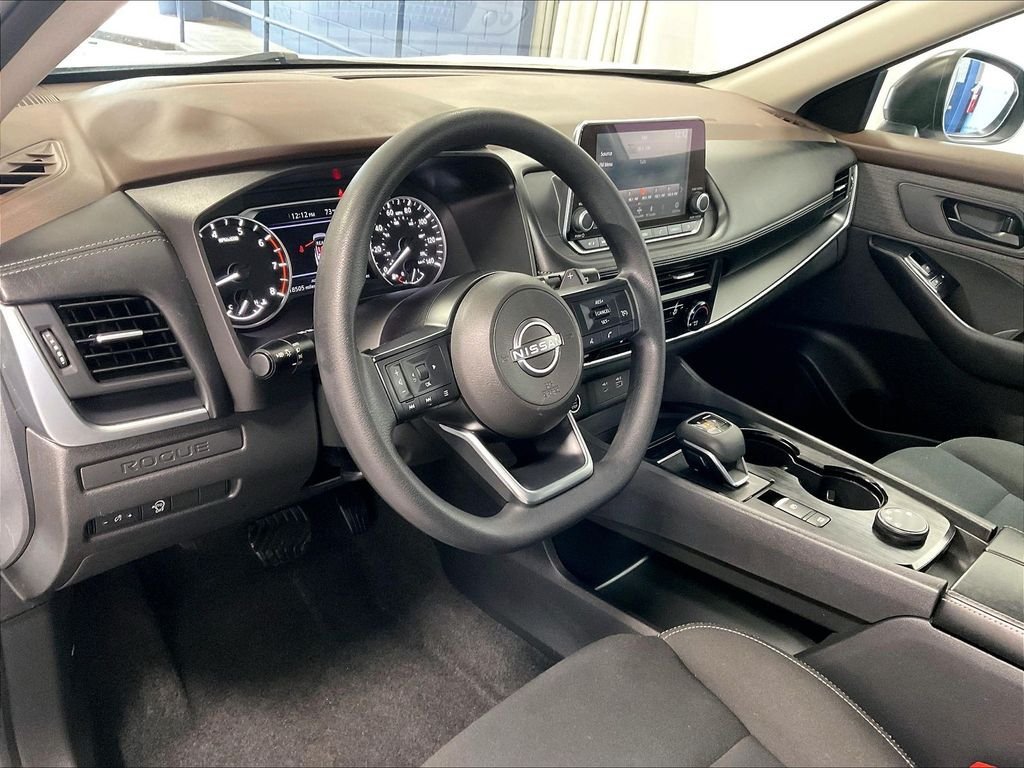 Used 2023 Nissan Rogue S AWD/4WD image 8