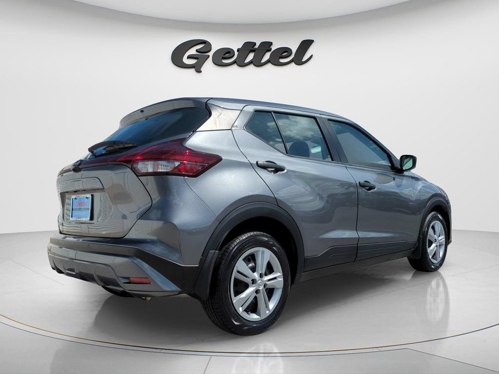 Certified 2025 Nissan Kicks Play S FWD image 5