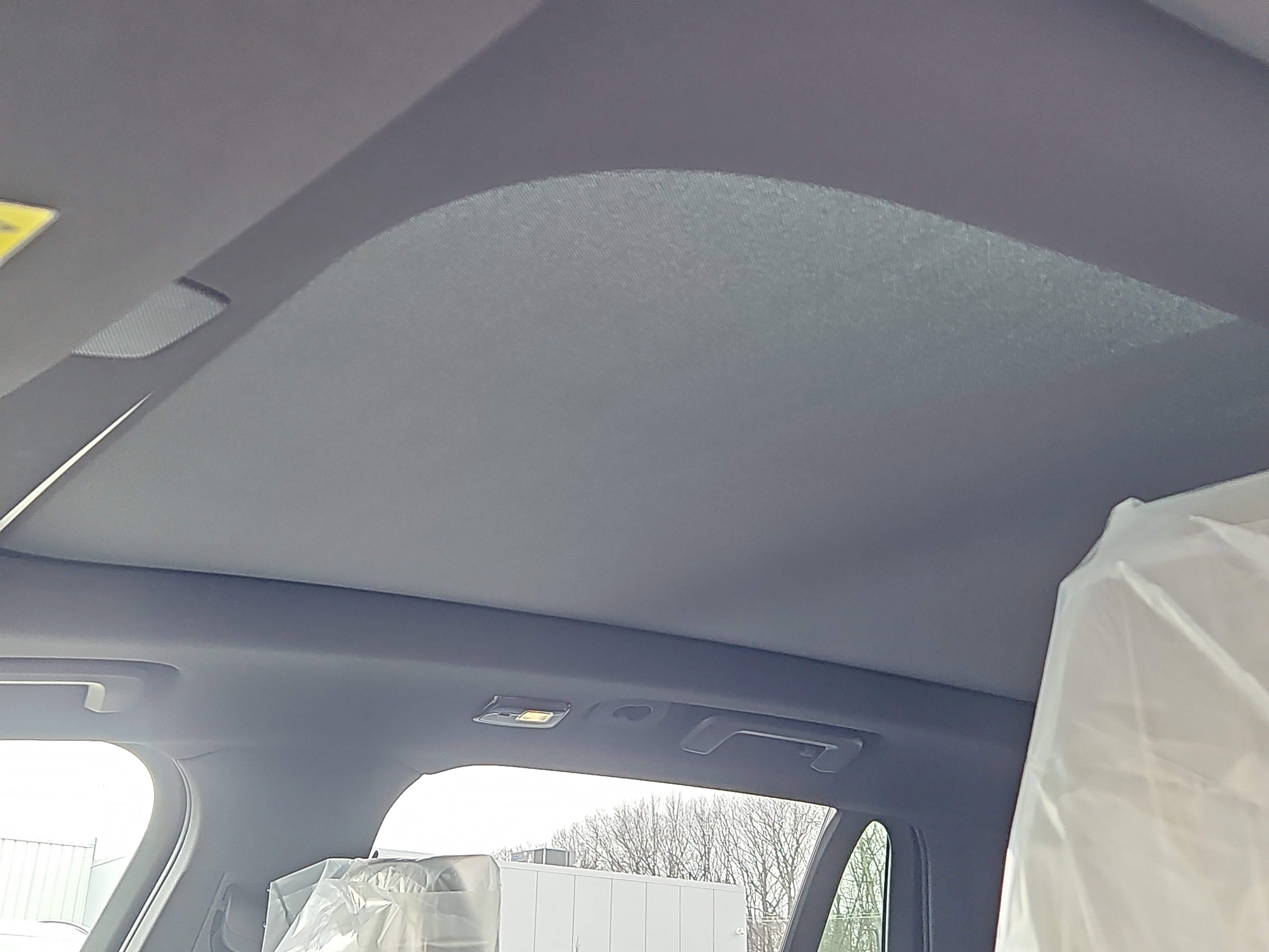 New 2026 Volvo XC90 T8 Plus w/ Protection Package Premier image 6