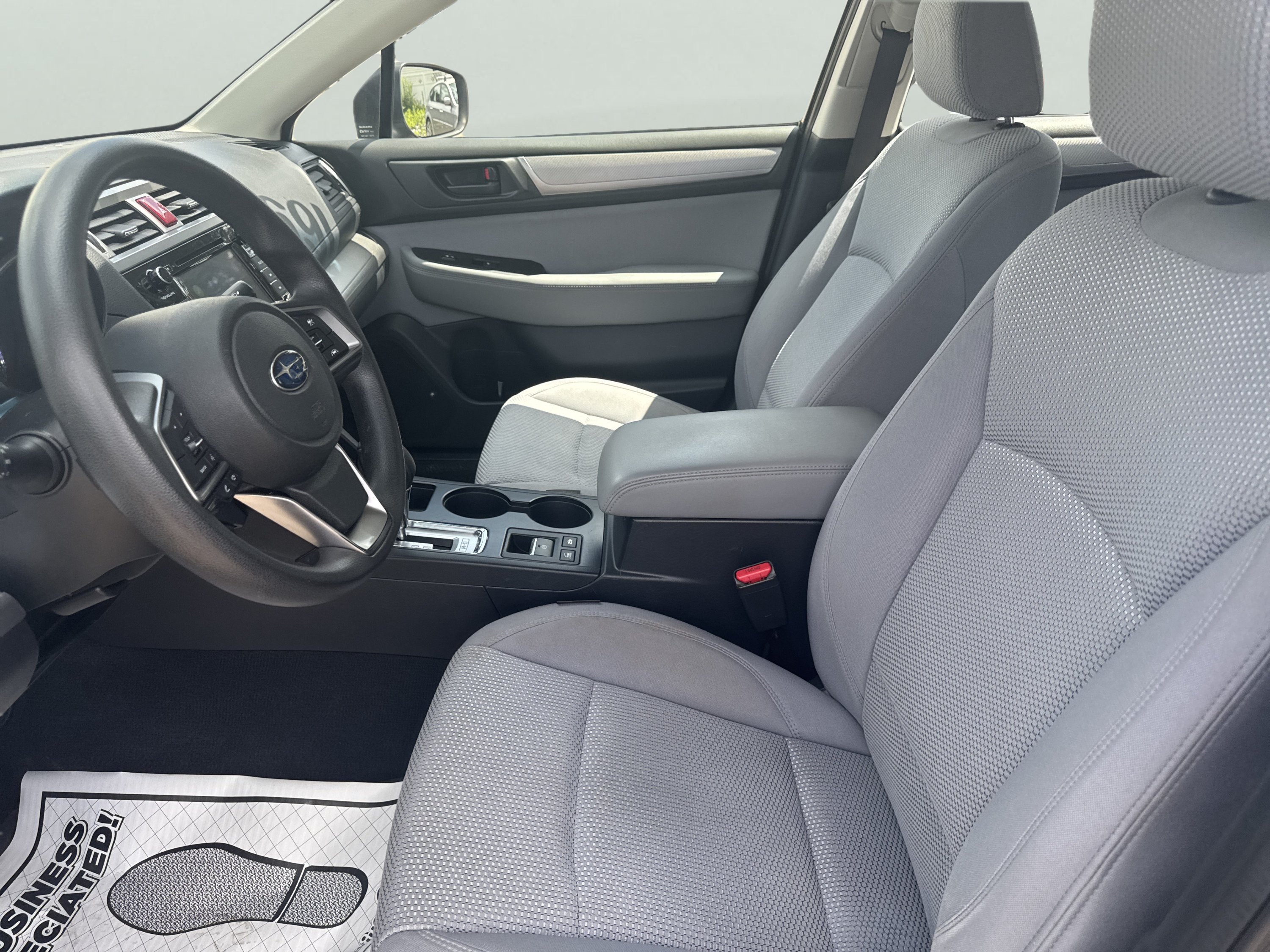 Used 2019 Subaru Outback 2.5i AWD/4WD image 12