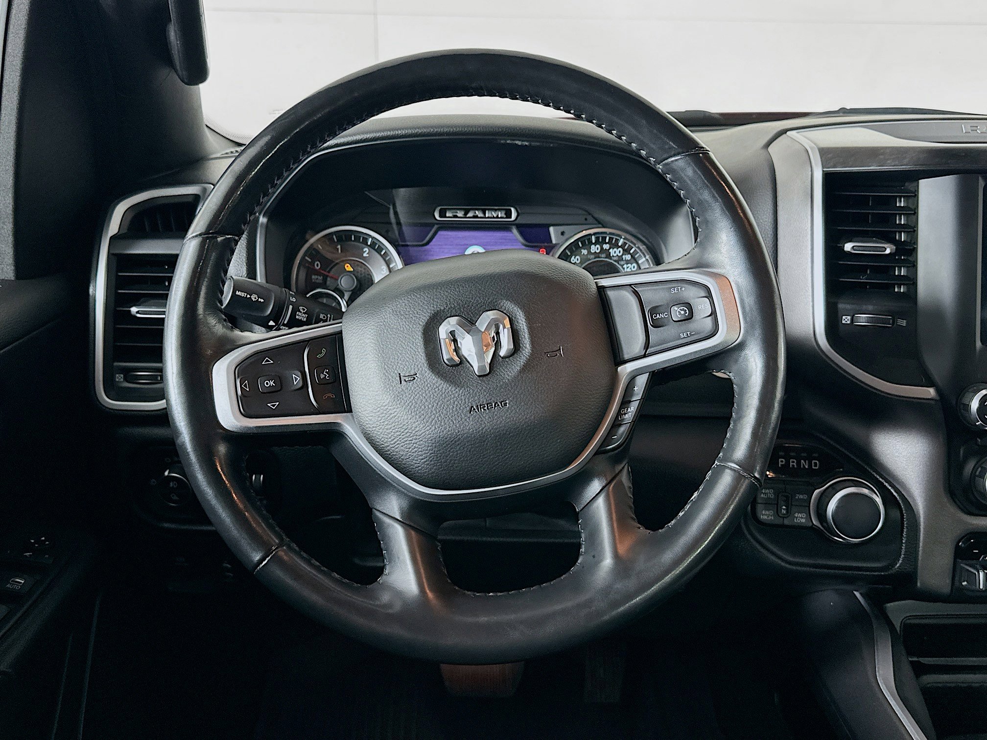 Used 2020 RAM 1500 Big Horn AWD/4WD image 17