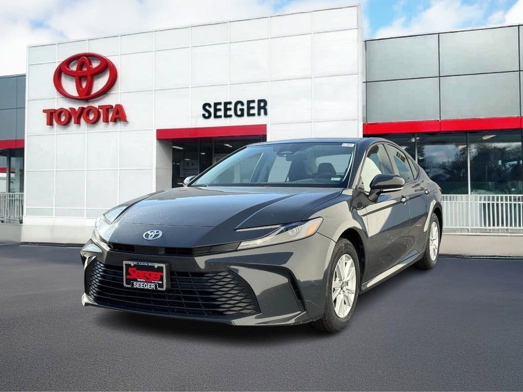 Certified 2025 Toyota Camry LE image 6