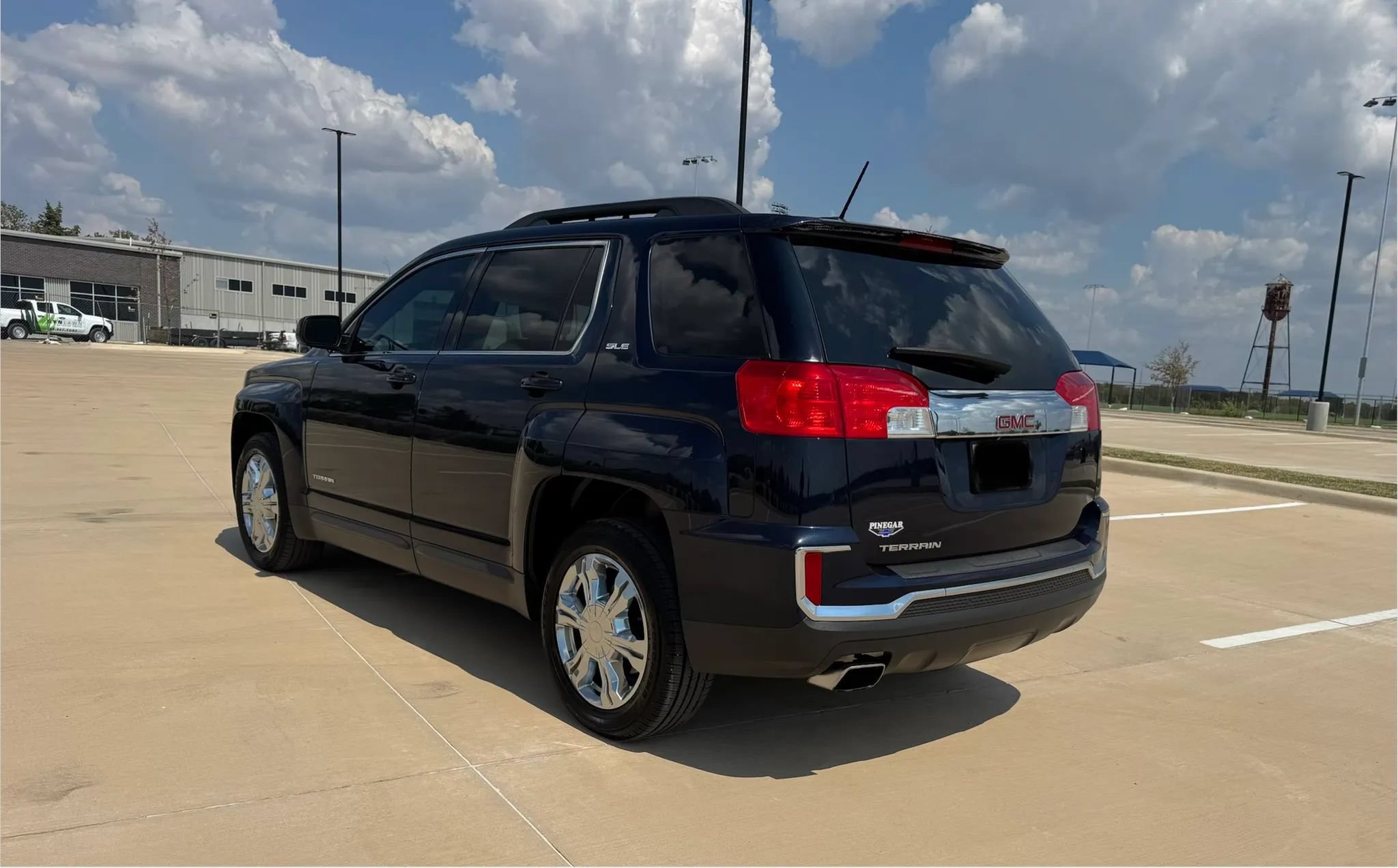 Used 2017 GMC Terrain SLE w/ Convenience Package FWD image 6