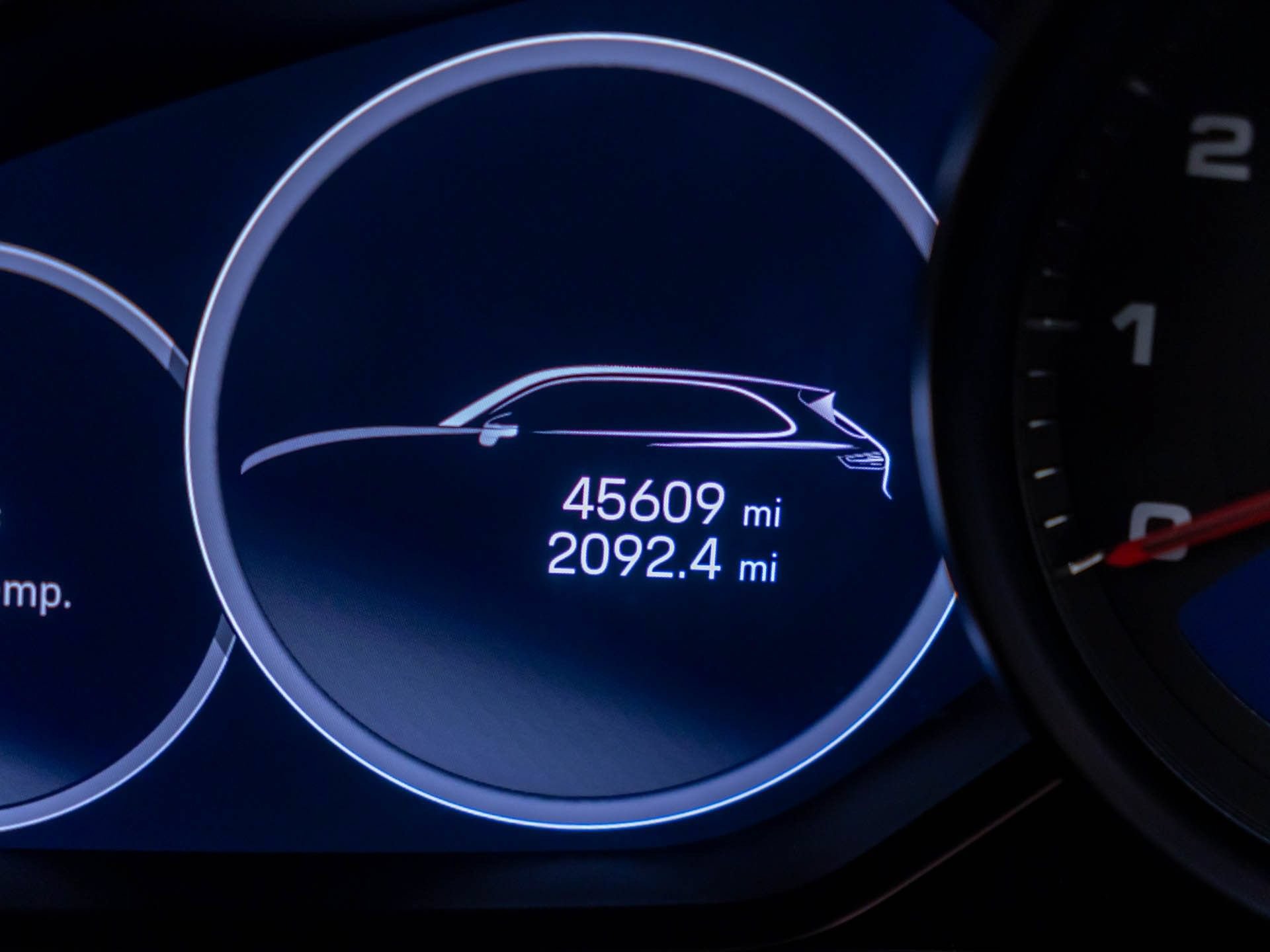 Certified 2022 Porsche Cayenne AWD/4WD image 21