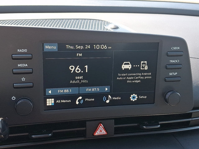 New 2026 Hyundai Elantra SEL Sport FWD image 17