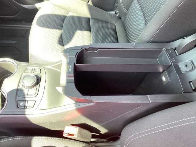 Used 2022 GMC Terrain SLE w/ Driver Convenience Package FWD image 14