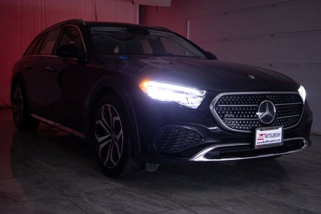 Used 2025 Mercedes-Benz E 450 4MATIC All-Terrain Wagon image 37
