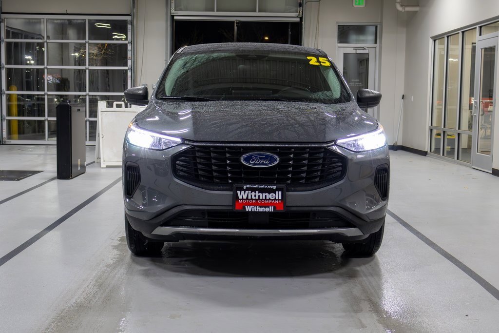 Used 2025 Ford Escape Active w/ Tech Pack #1 image 4