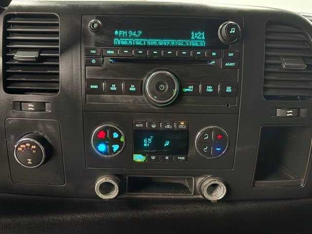 Used 2008 Chevrolet Silverado 1500 LT w/ Power Pack Plus AWD/4WD image 18