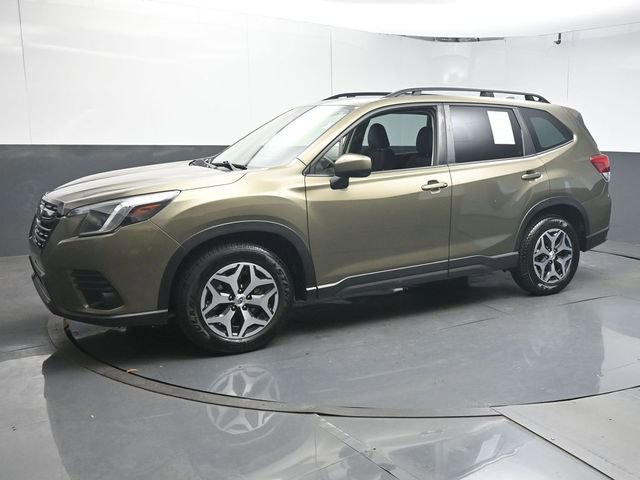 Certified 2023 Subaru Forester Premium image 4
