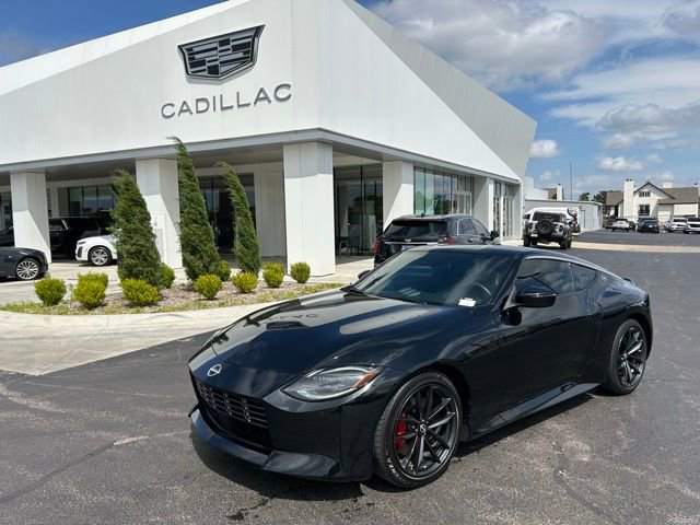 Used 2024 Nissan Z Performance w/ Floor Mat Package RWD image 2
