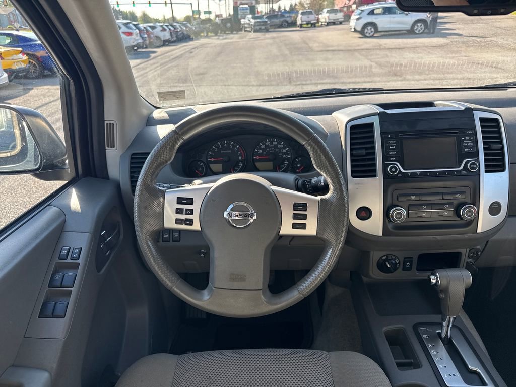 Used 2017 Nissan Frontier SV image 13