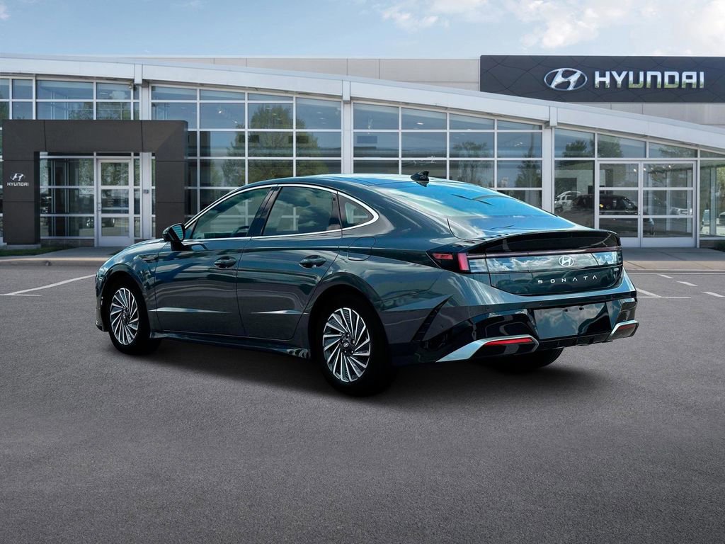 New 2025 Hyundai Sonata Limited image 5