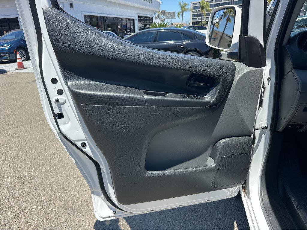 Used 2020 Nissan NV200 SV w/ Back Door Glass Package FWD image 15