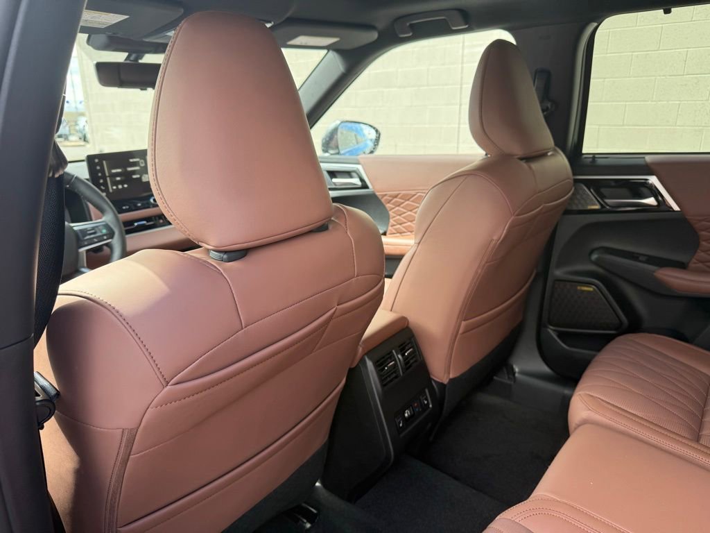 New 2026 Mitsubishi Outlander SEL AWD/4WD image 23