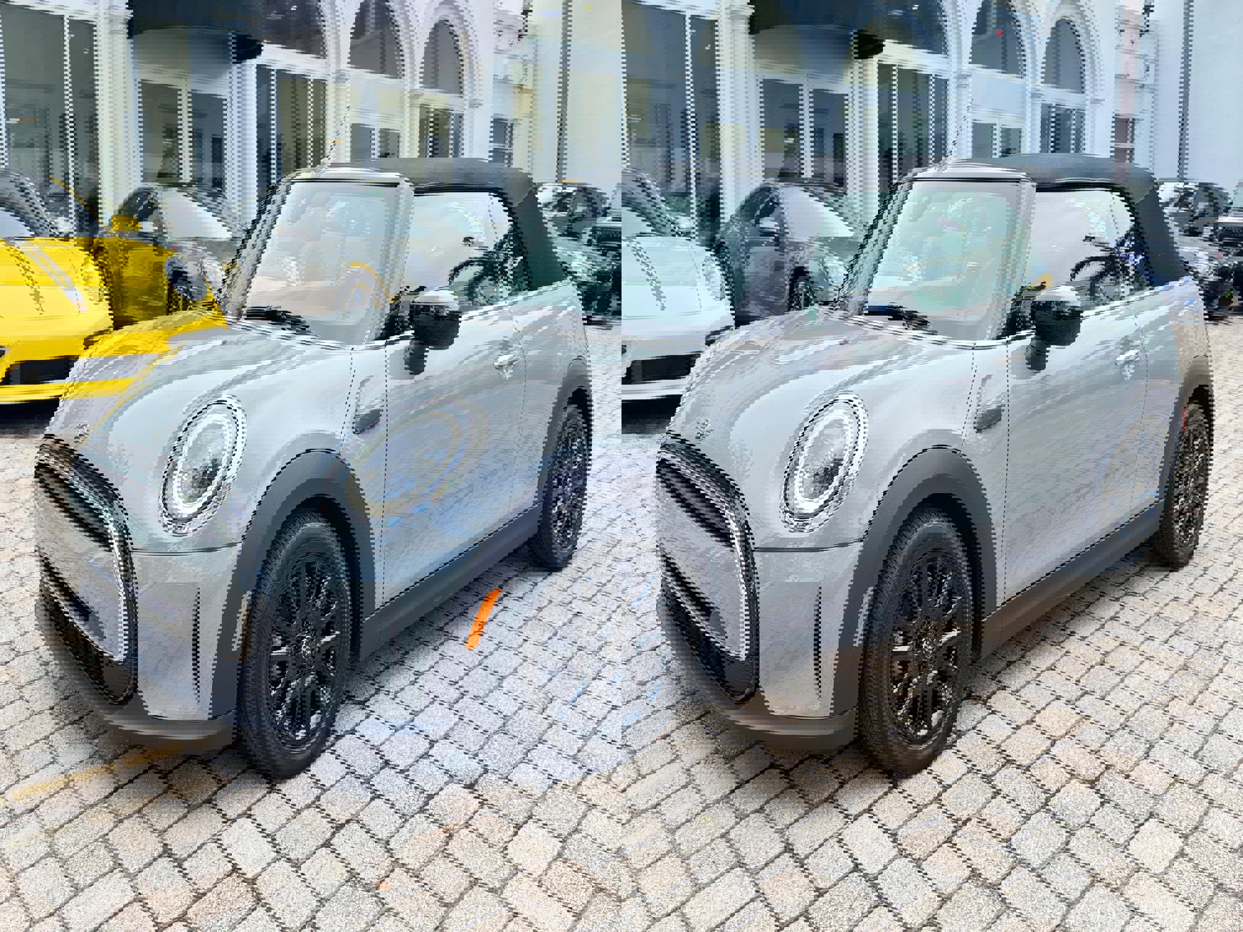 Used 2023 MINI Cooper Convertible image 2