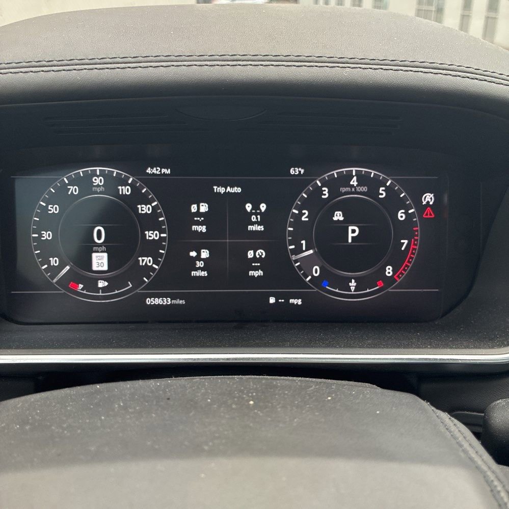 Used 2020 Land Rover Range Rover Long Wheelbase Autobiography image 16