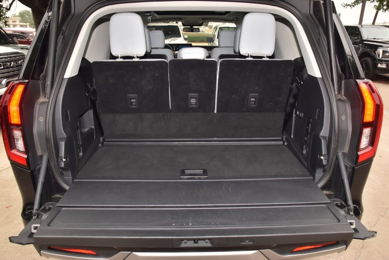 Certified 2025 Ford Expedition Platinum AWD/4WD image 40