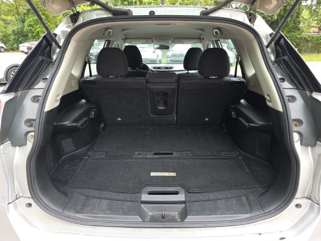 Used 2016 Nissan Rogue S FWD image 12