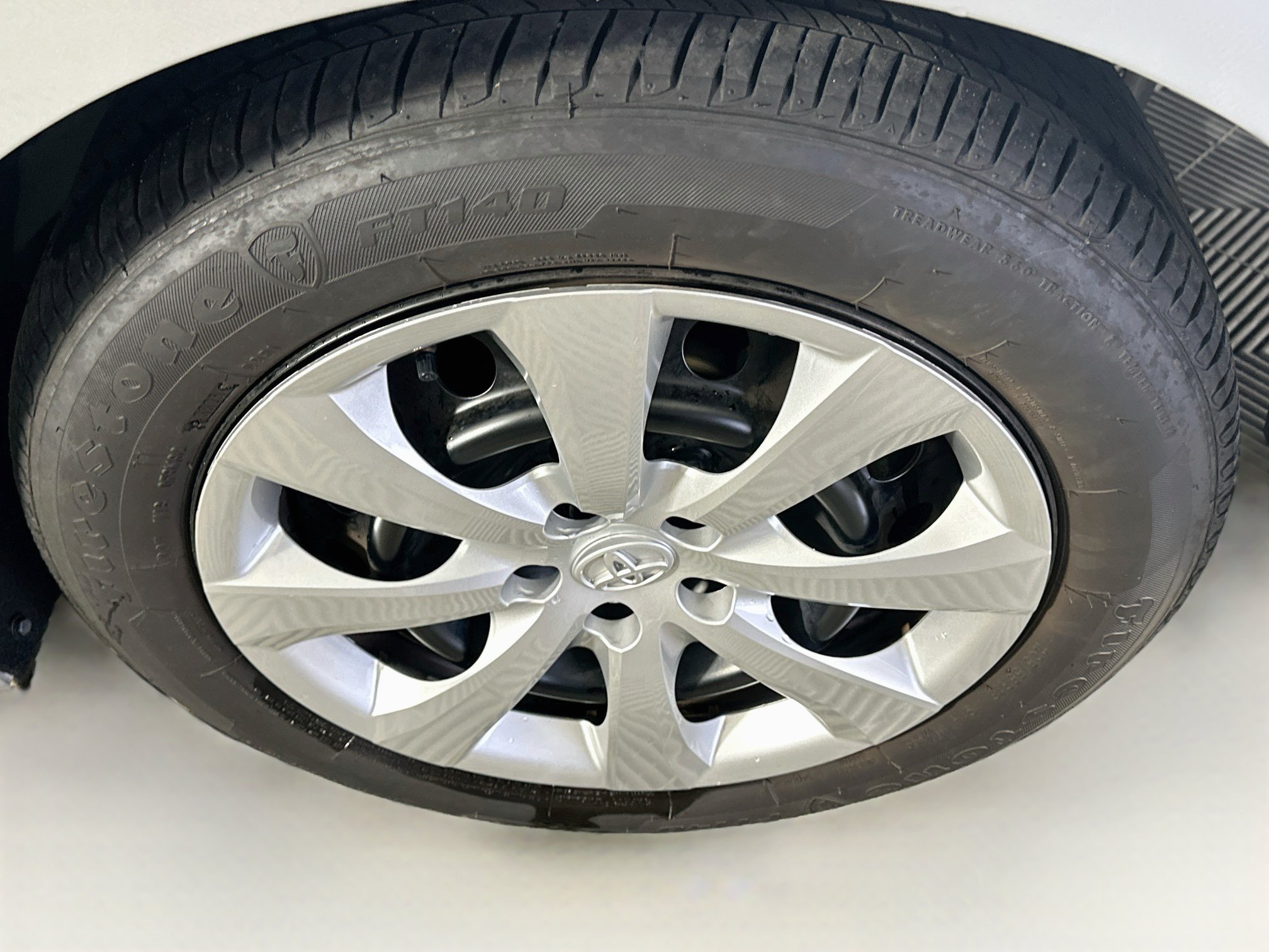 Used 2026 Toyota Corolla LE FWD image 11