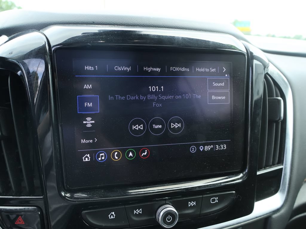 Used 2021 Chevrolet Traverse LT w/ LT Premium Package AWD/4WD image 40