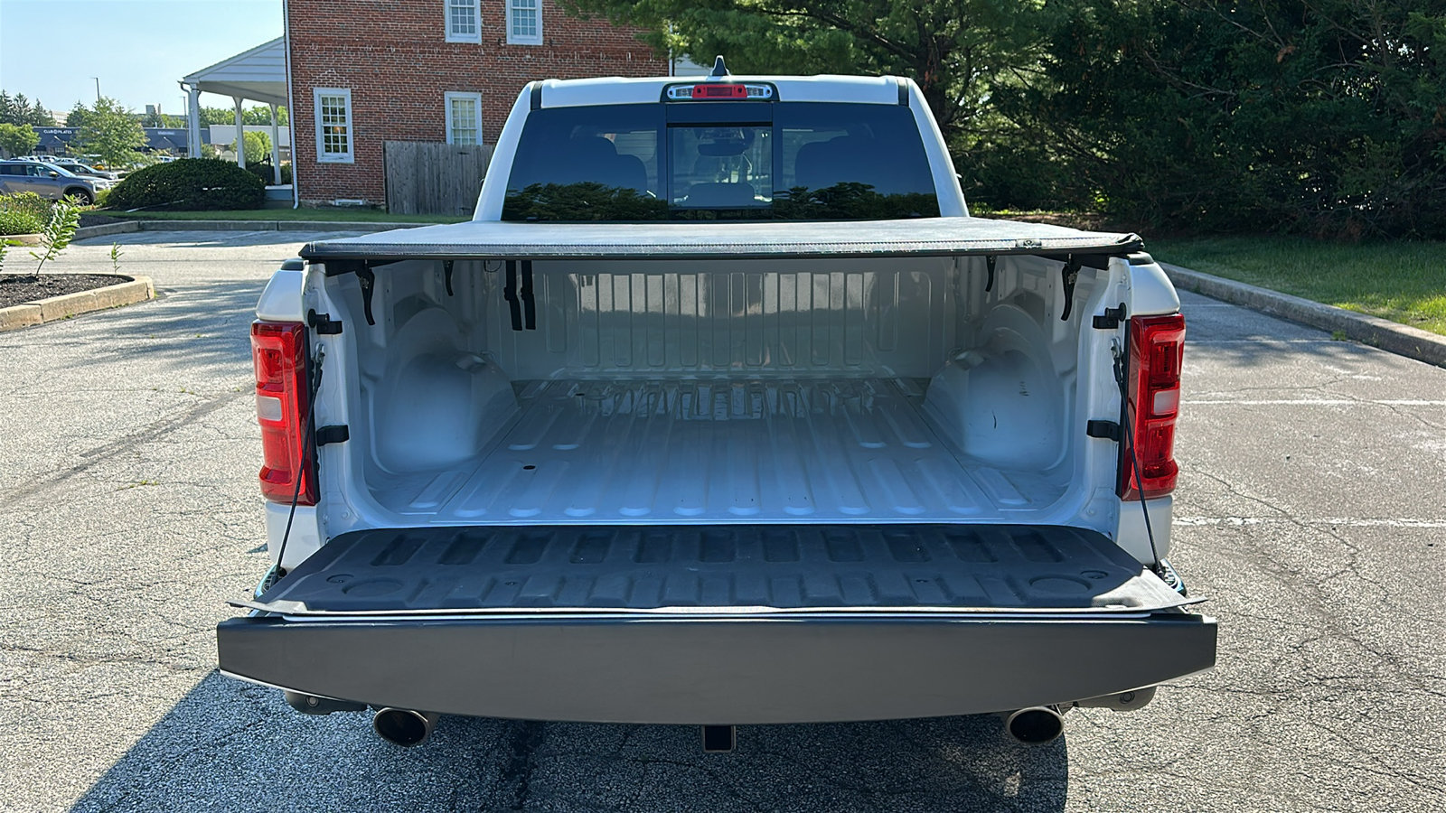 Used 2025 RAM 1500 Big Horn AWD/4WD image 7