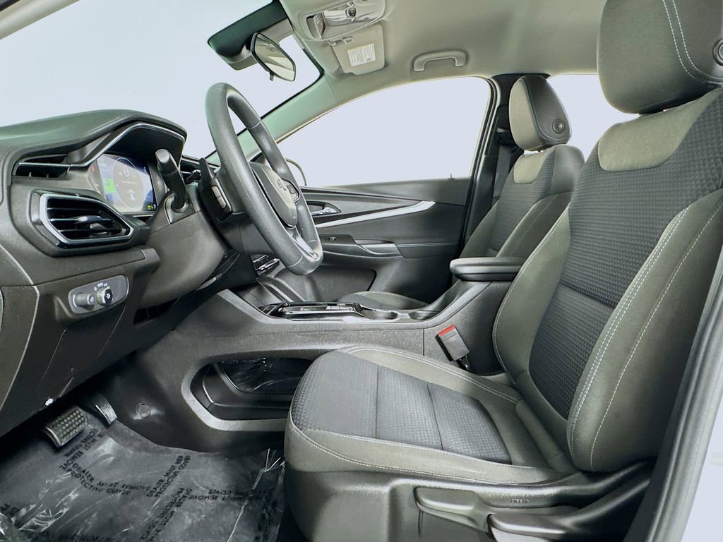 Used 2023 Chevrolet Bolt EUV LT w/ Driver Confidence Package image 11