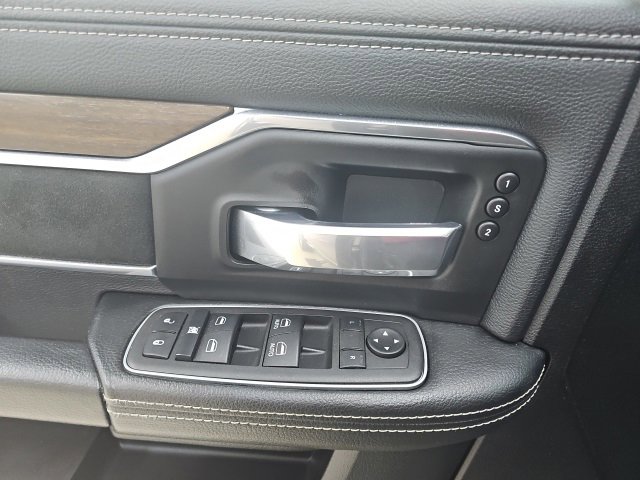 Used 2022 RAM 3500 Laramie image 25