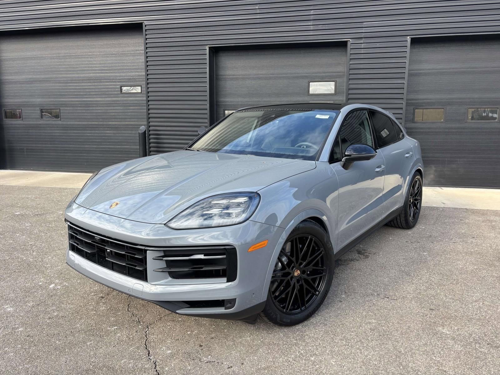 New 2026 Porsche Cayenne S image 1