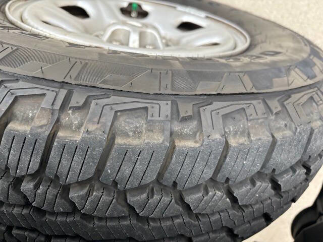 Used 2015 Nissan Frontier S image 13