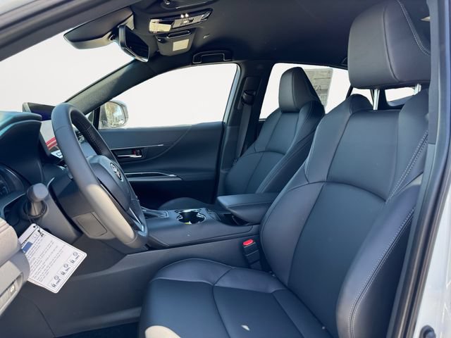 Certified 2024 Toyota Venza XLE AWD/4WD image 9