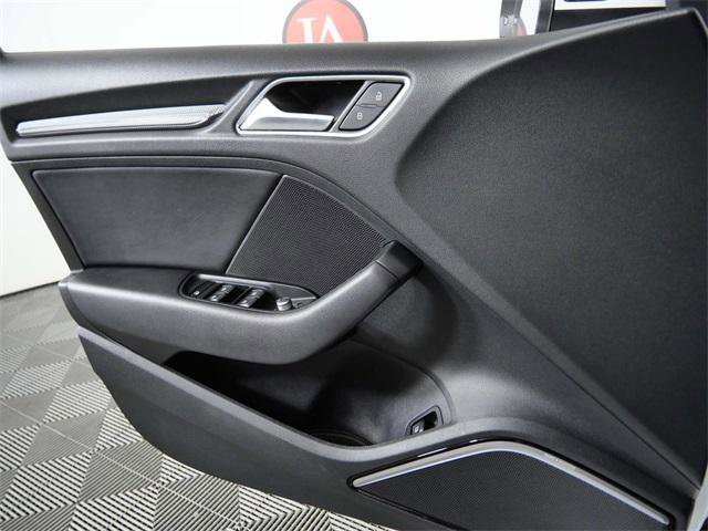 Used 2018 Audi A3 e-tron Premium Plus w/ Technology Package image 27