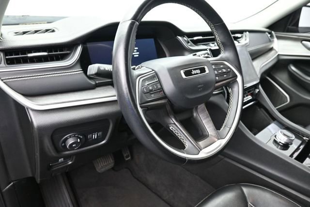 Used 2021 Jeep Grand Cherokee L Limited RWD image 27