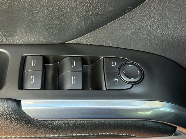 Used 2024 Chevrolet Traverse LS image 10