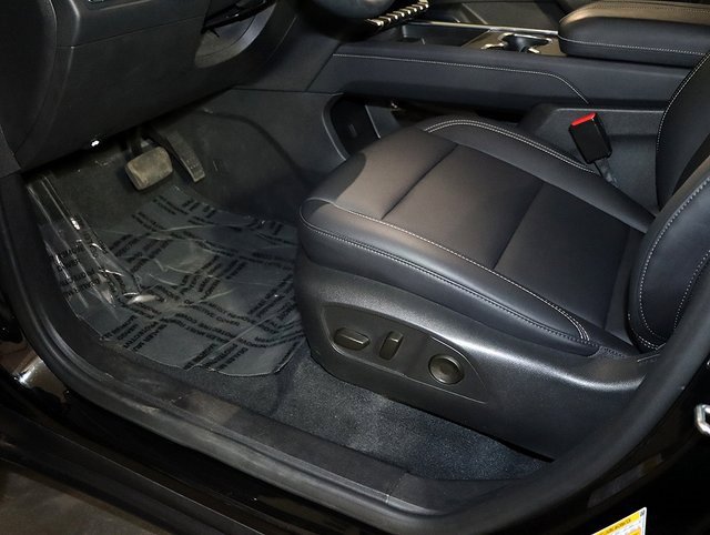 Used 2024 GMC Acadia Elevation image 27