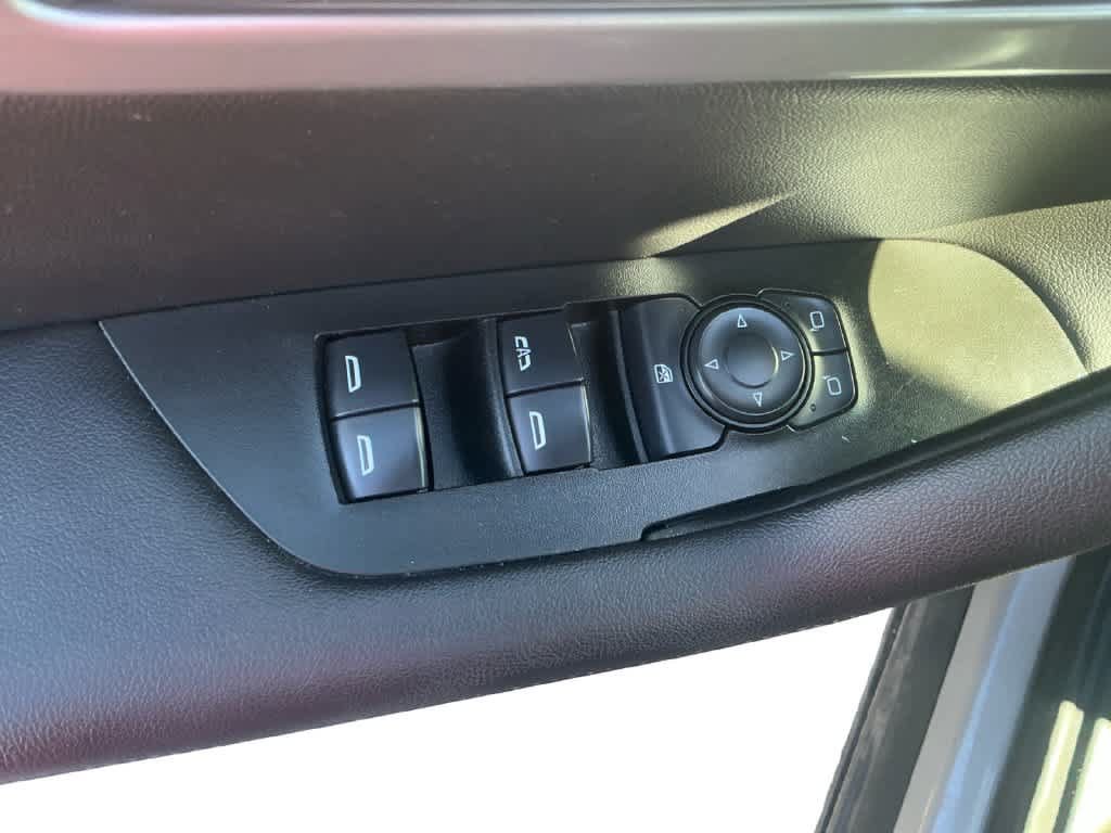 Used 2021 Chevrolet Blazer LT AWD/4WD image 16