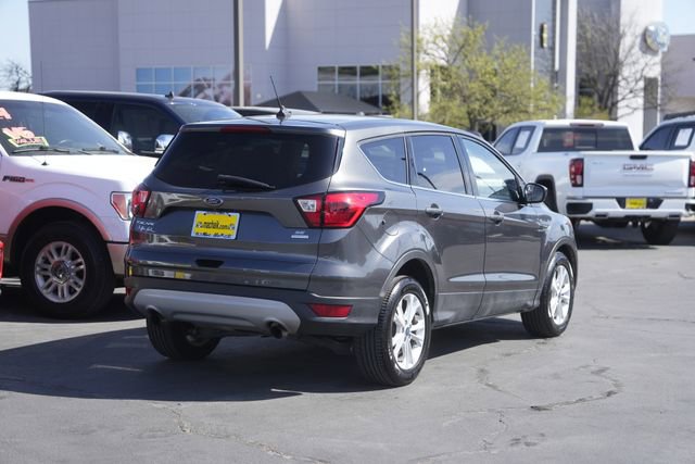 Used 2019 Ford Escape SE image 6