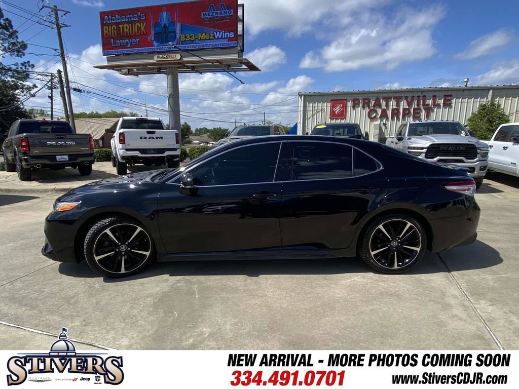 Used 2020 Toyota Camry XSE image 5