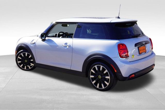 Used 2023 MINI Cooper SE image 8