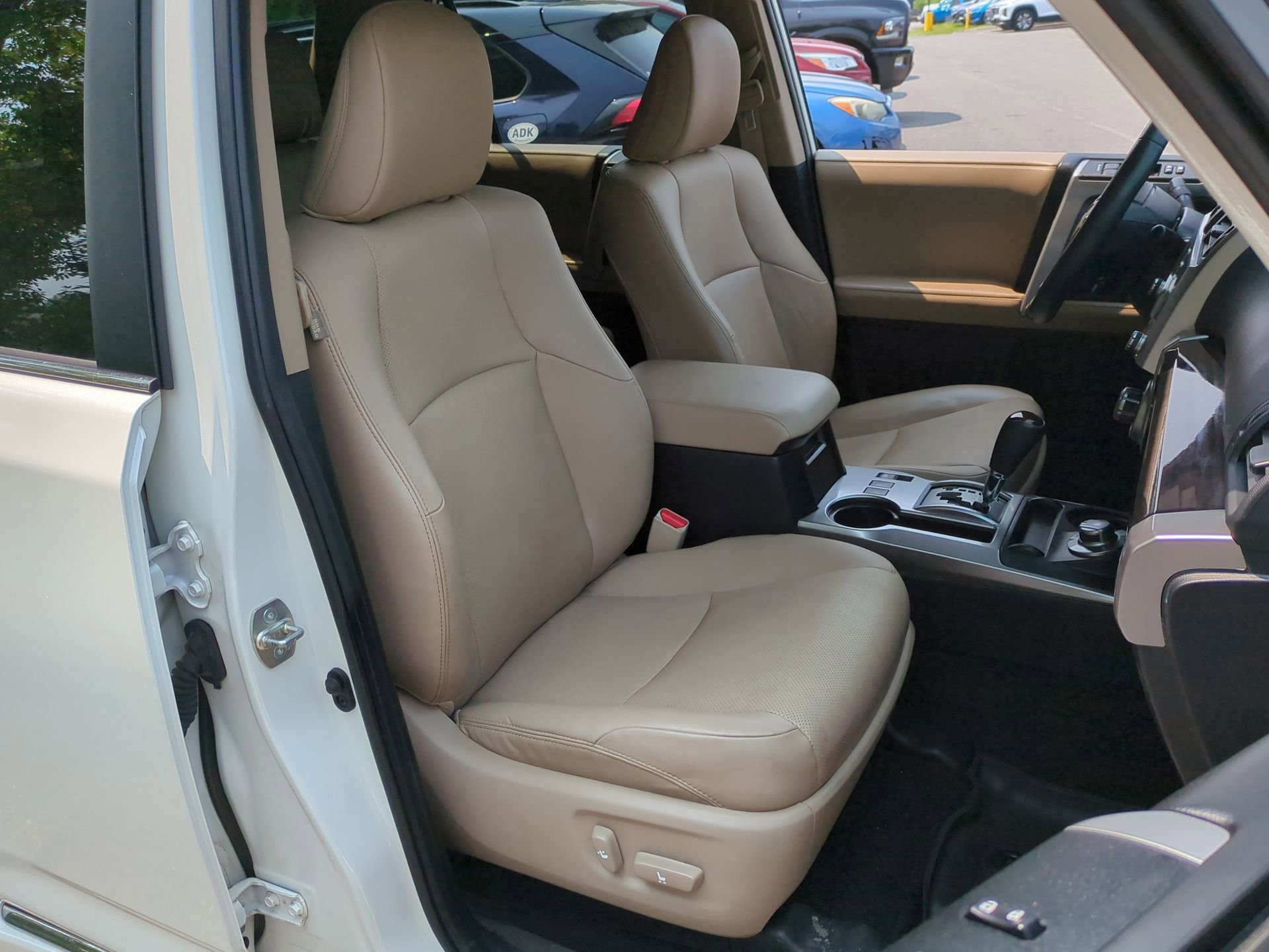 Used 2022 Toyota 4Runner Limited image 29