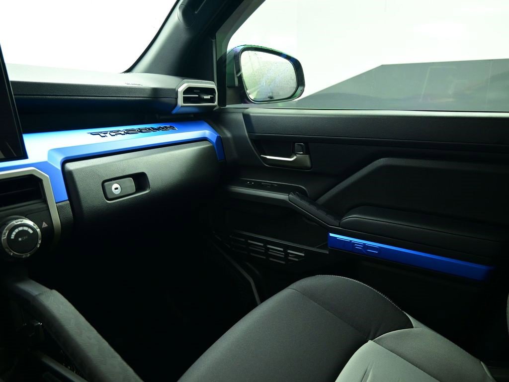 Used 2024 Toyota Tacoma TRD Sport image 20