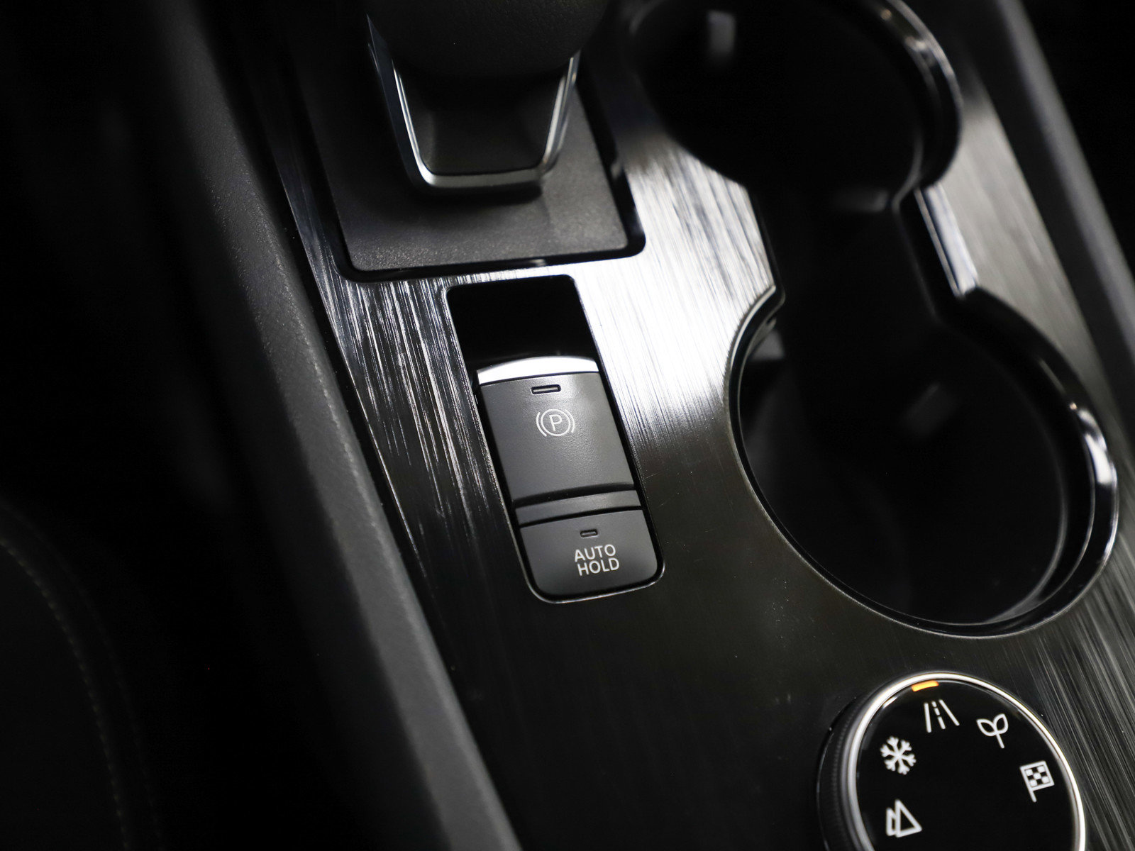 Used 2021 Nissan Rogue SV image 24