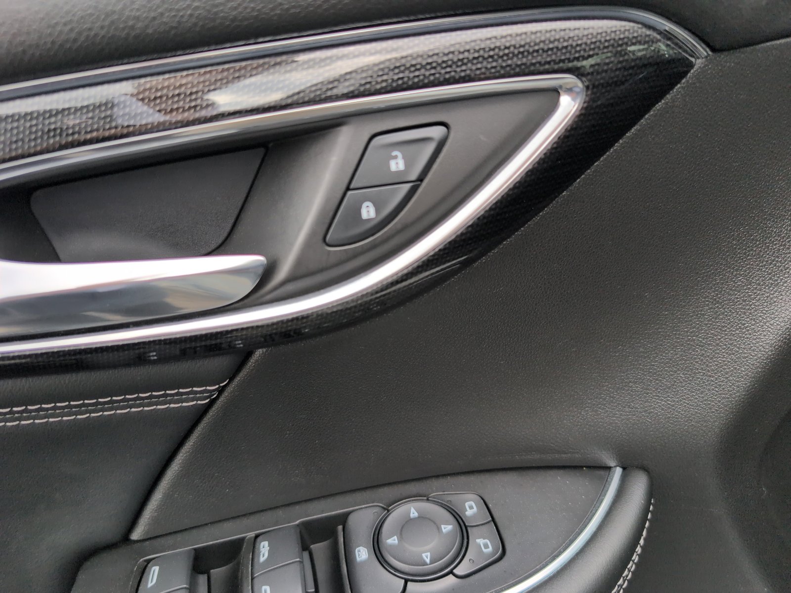 Used 2023 Buick Envision Preferred image 18